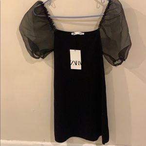 NWT Zara Balloon Sleeves Knit Dress